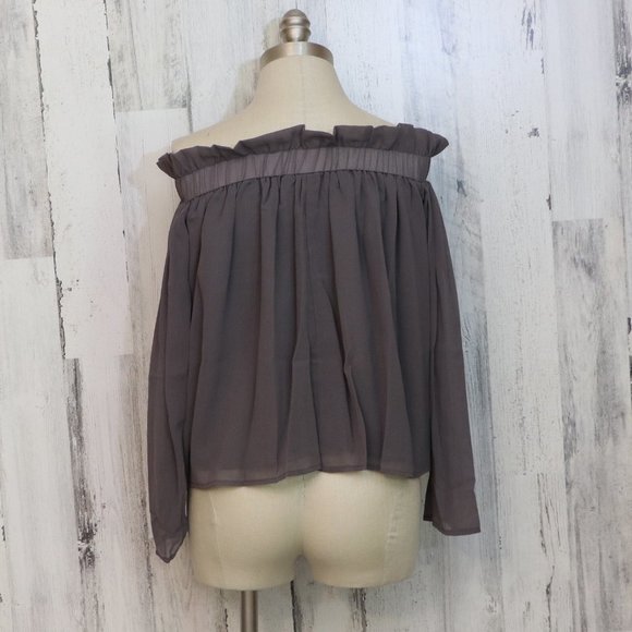 Lucca Couture Grey Ruffle Off Shoulder Top XS - Picture 5 of 7